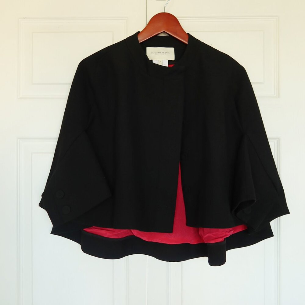 BCBG MAXAZRIA Runway Capelet